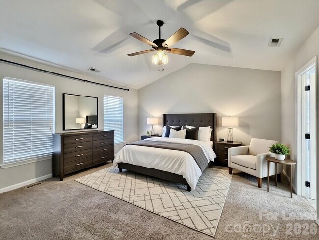 Foto del edificio - 4010 Suttle Pl