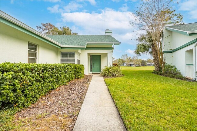 Foto del edificio - 220 Woodridge Cir