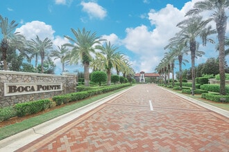 Building Photo - 7535 La Paz Blvd