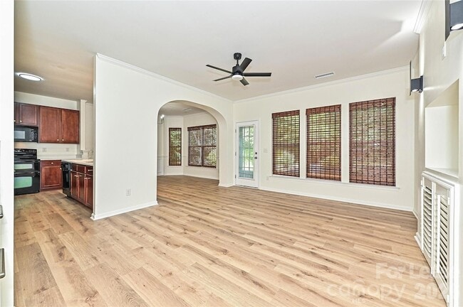 Building Photo - 10208 Old Carolina Dr