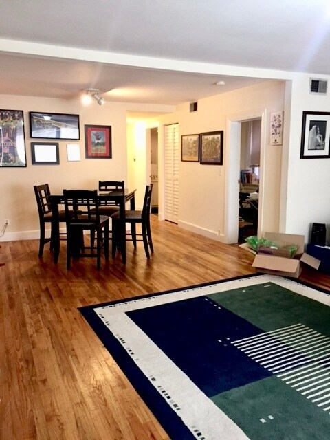 Foto del edificio - 1947 N Cleveland Ave