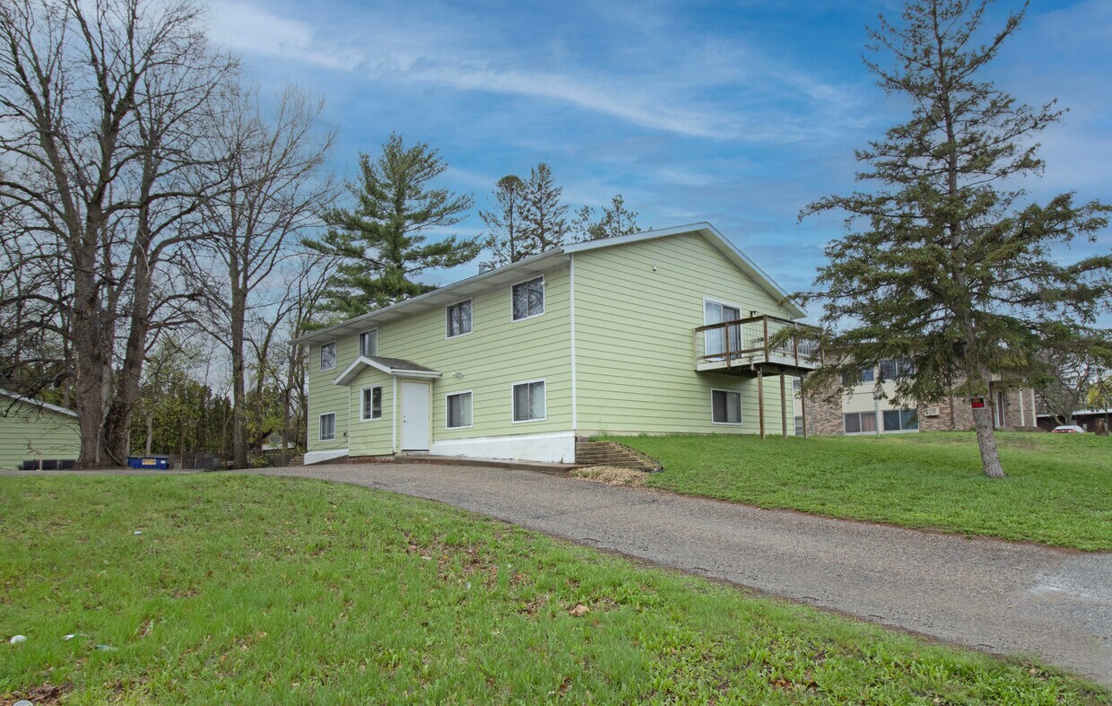 Foto principal - 610 14th St S
