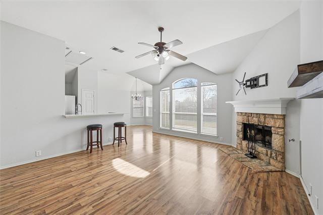 Foto del edificio - 1020 Hay Stack Ct