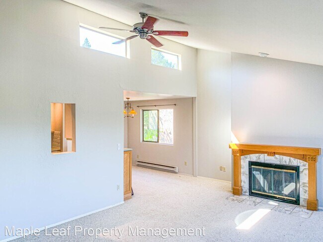 Foto del edificio - 6652 Park Point Way NE