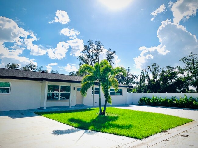 Foto del edificio - 4814 W Linebaugh Ave