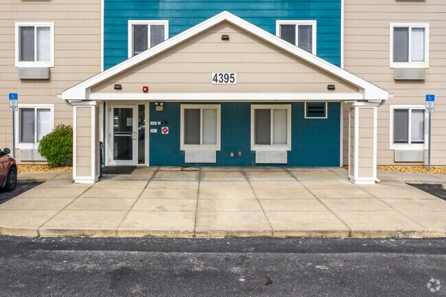 Extended Stay America Select Fort Myers photo'