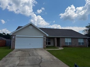 Building Photo - 5442 E Brook Dr