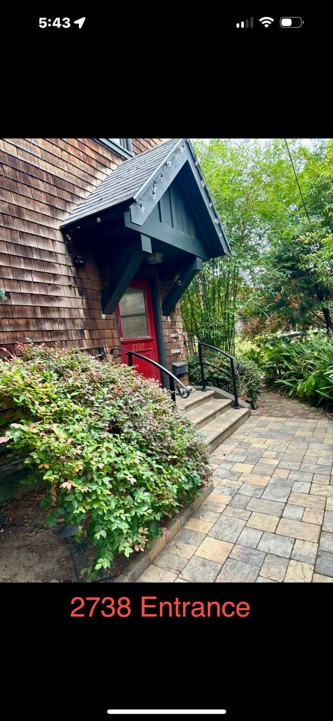 Building Photo - 2738 Garber St