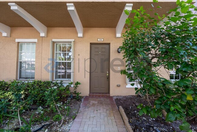 Foto del edificio - 708 SW 147th Ave