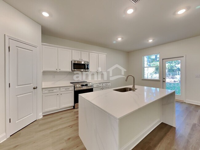 Foto del edificio - 850 Jubilation St