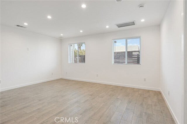 Foto del edificio - 5336 Cleon Ave