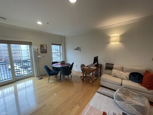 Foto del edificio - 1 br, 1 bath Condo - 126 Jersey St Unit 302