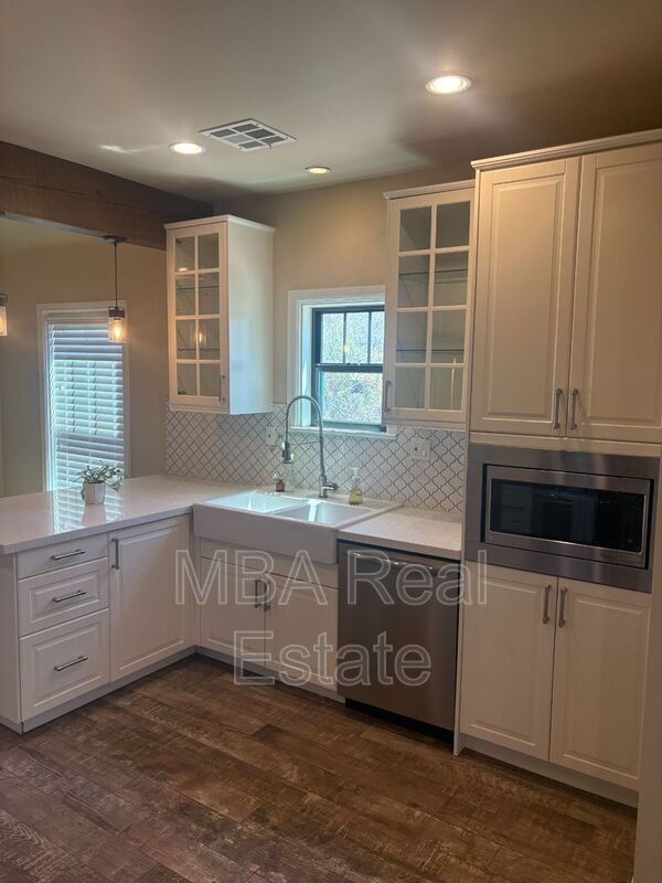Foto del edificio - 1533 W Willetta St