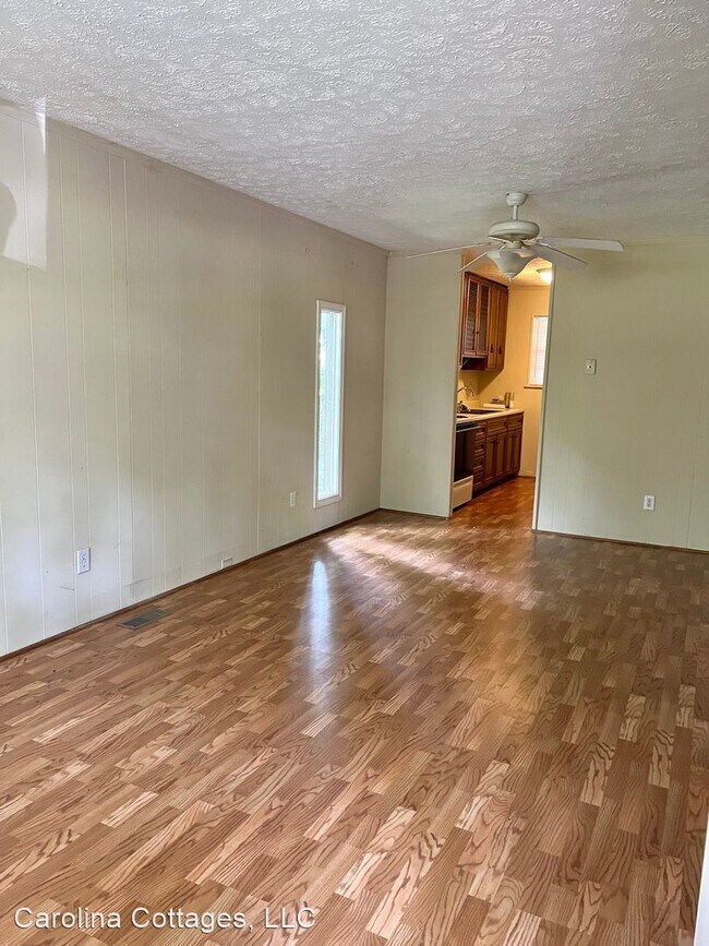 Foto del edificio - 2 br, 1 bath House - 1730 C Upper Ridgewood