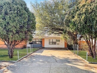 Building Photo - 2620 Crest Ridge Dr