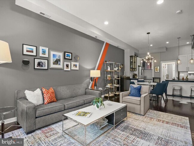 Foto del edificio - 2108 1st St NW