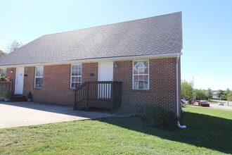 Building Photo - 101 Parker Pl