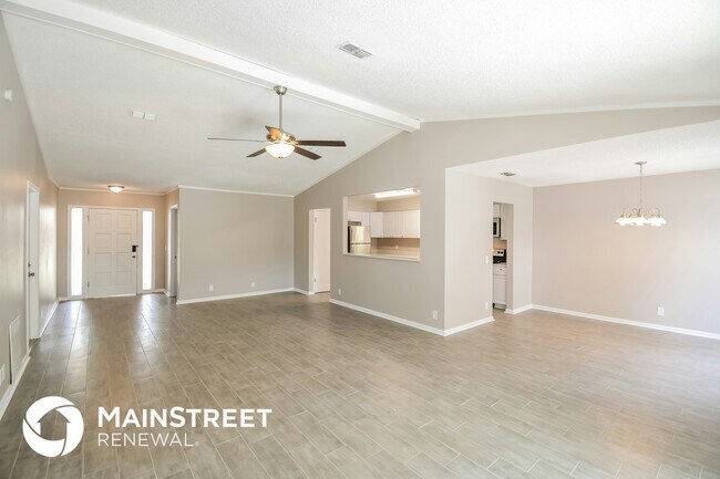 Building Photo - 7850 Blank Dr N