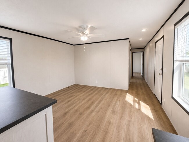 Building Photo - 5230 Bonte Dr
