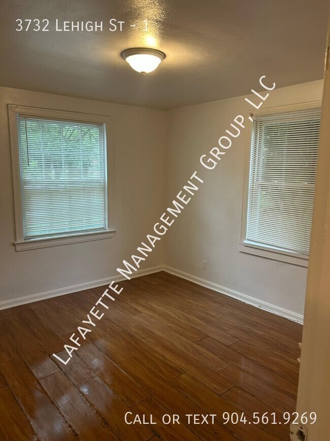 Building Photo - 3732 Lehigh St