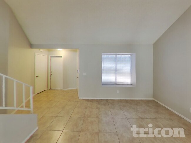 Building Photo - 949 Clipper Dr