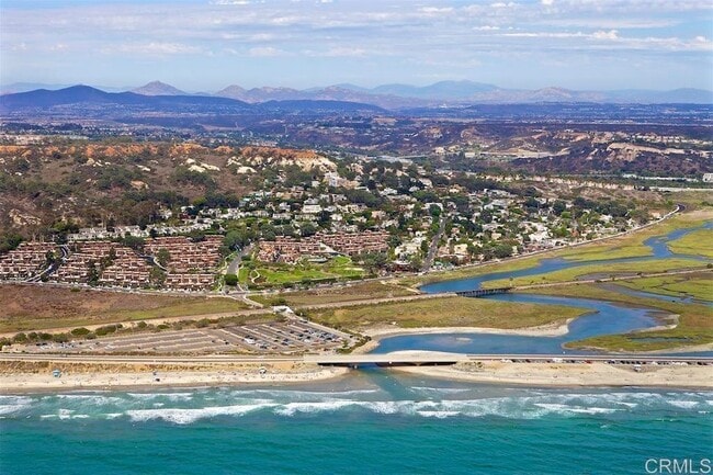 Building Photo - 2260 Del Mar Scenic Pkwy