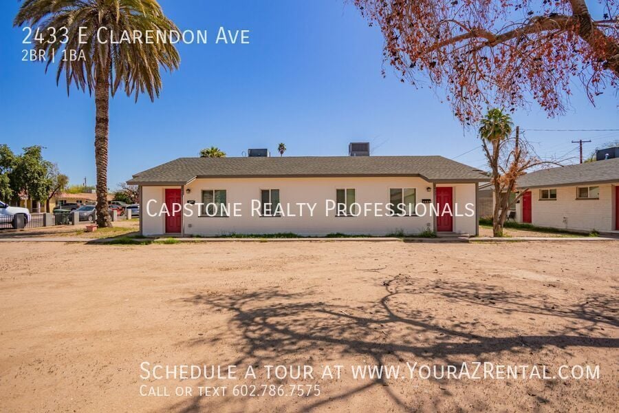 Primary Photo - 2433 E Clarendon Ave