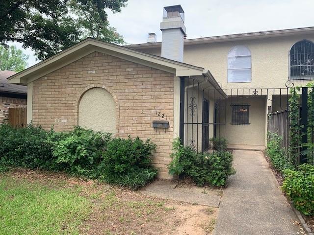 Building Photo - 1221 Willow Wood Ct