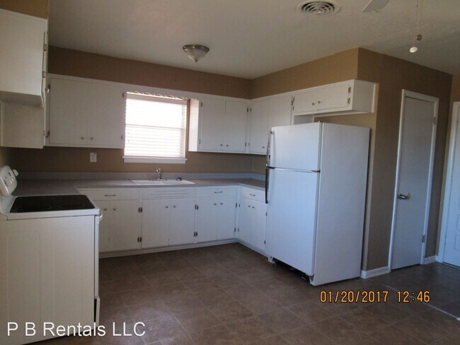 Building Photo - 3 br, 1 bath House - 2332 NW 46th Street