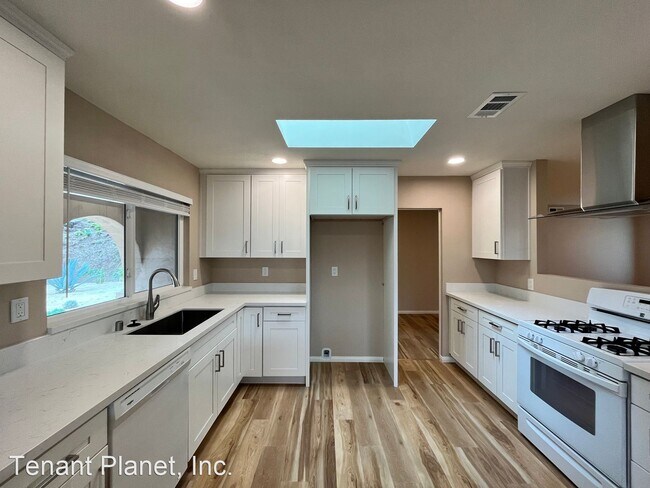 Foto del edificio - 3 br, 2 bath House - 308 Mustang Pl