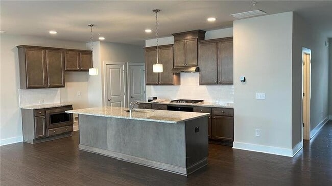 Building Photo - 1255 Winterhaven Dr