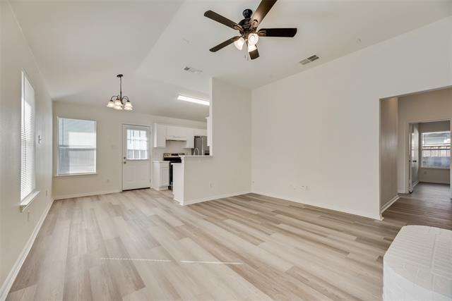Foto del edificio - 1048 Port Sullivan Dr
