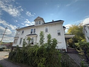 Building Photo - 1375 Burnet Ave