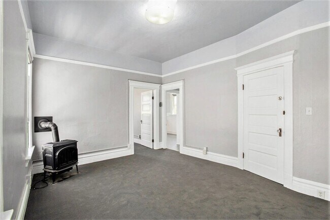Foto del edificio - 1524 Morton St. #3 - 1 bedroom | 1 bath | ...