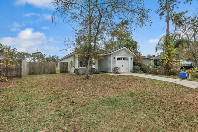 Building Photo - 3 Bedroom 2 bath home near beaches