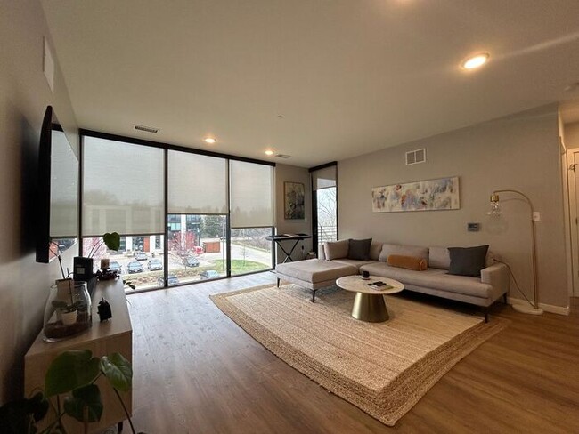 Building Photo - $2,400 | 2 Bedroom, 2 Bathroom Partially F...