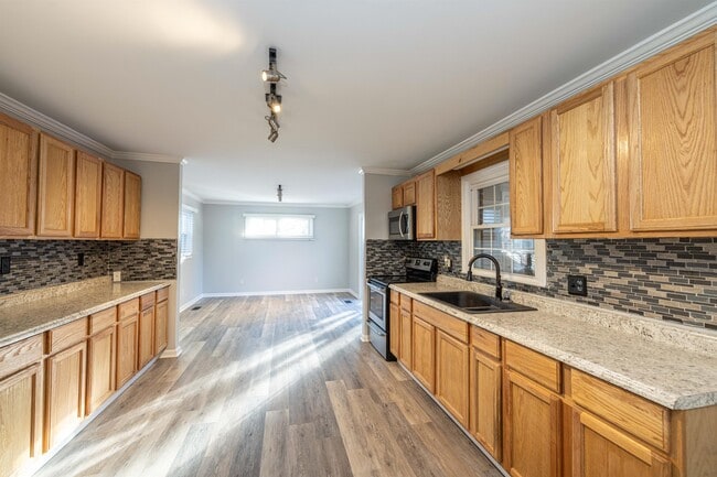 Building Photo - 6381 NC-73