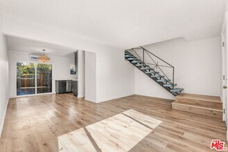 Building Photo - 1937 22nd St Building Photo - 1937 22nd St