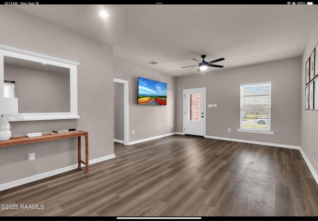 Building Photo - 201 Resthaven Wy