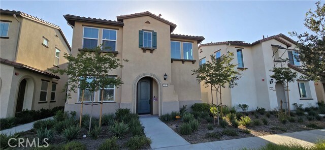 Foto principal - 26149 Park Ave