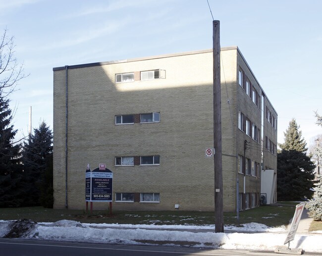 Photo du bâtiment - Robinson Court Apartments