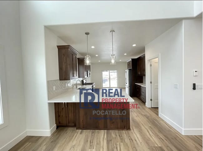 Building Photo - Brand New 3 bed 2.5 Bath Home- Double Car garage