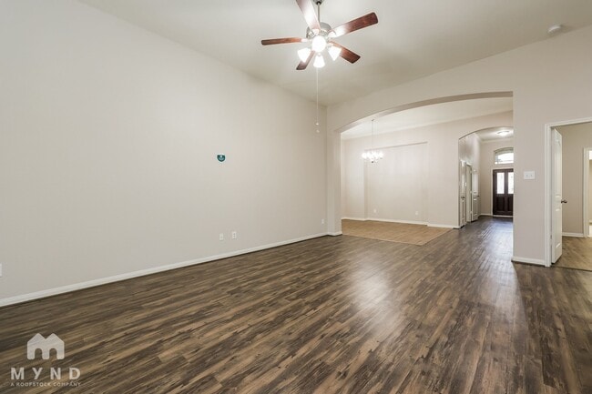 Building Photo - 2527 Holly Laurel Mnr