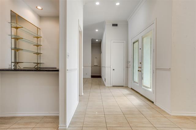 Foto del edificio - 4517 Southgate Dr