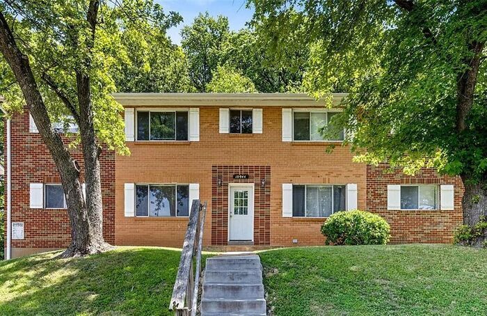 Foto principal - Conveniently located 2bed/1bath Bridgeton ...