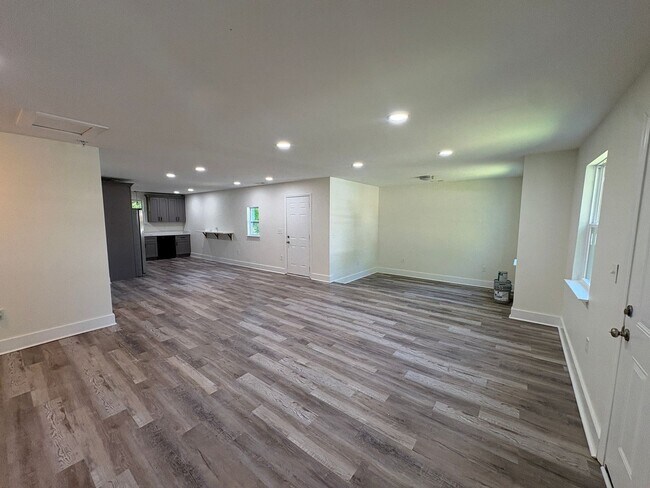 Foto del edificio - Beautiful refurbished home!