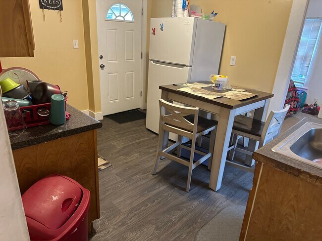 Foto del edificio - 58 Tolland St