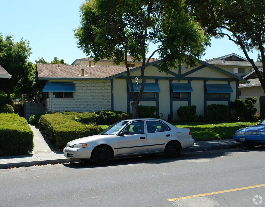 Foto del edificio - 849 Bing Dr