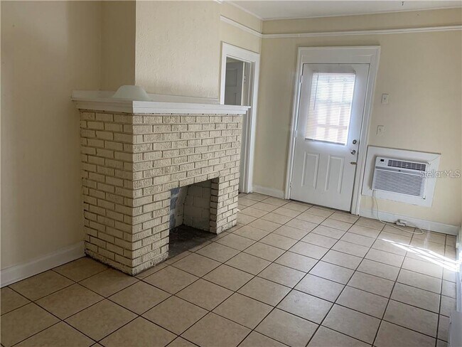 Foto del edificio - 833 11th St N