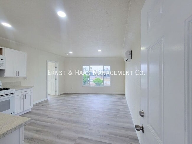 Foto del edificio - 3311 D Platt Ave